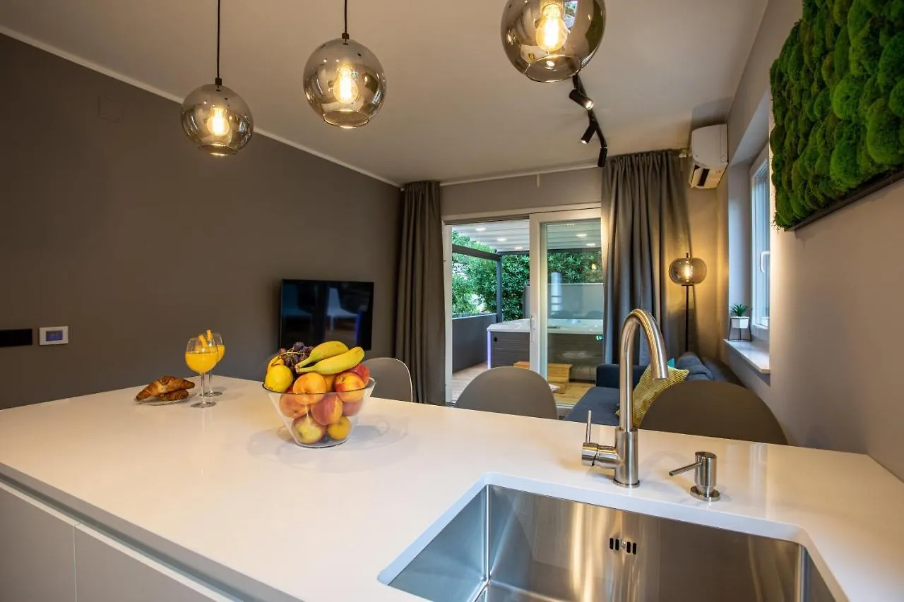 Happy Apartments Baska