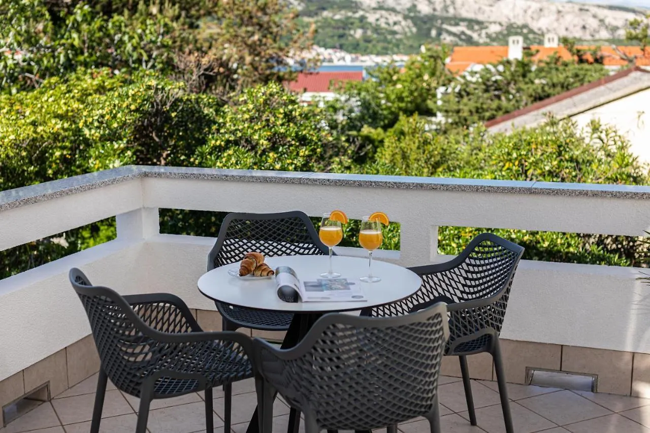 Happy Apartments Baska